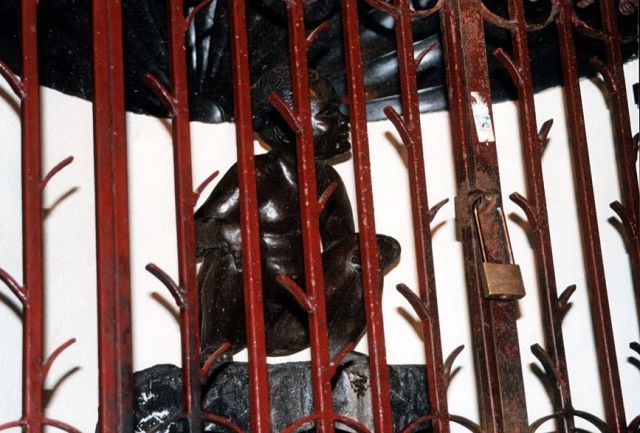 Zdjęcia: Bruksela, Mało znana koleżanka Mannekin - Pis., BELGIA Zdjęcia: Bruksela, Mało znana koleżanka Mannekin - Pis., BELGIA