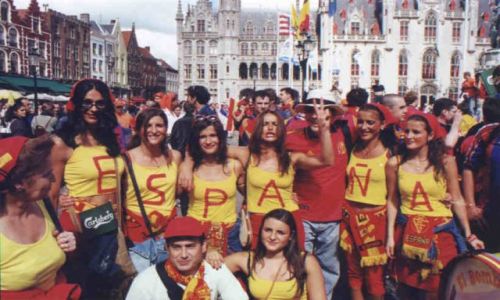Zdjecie BELGIA / Brugia / Brugia / Kibice Hiszpanii
