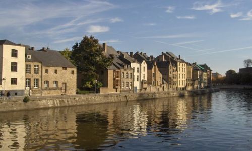 Zdjęcie BELGIA / Walonia / Namur / Nabrzeże w Namur