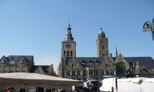 Zdjęcie BELGIA / West Flanders - Belgie / Rynek Diksmuide / Rynek w Diksmuide B