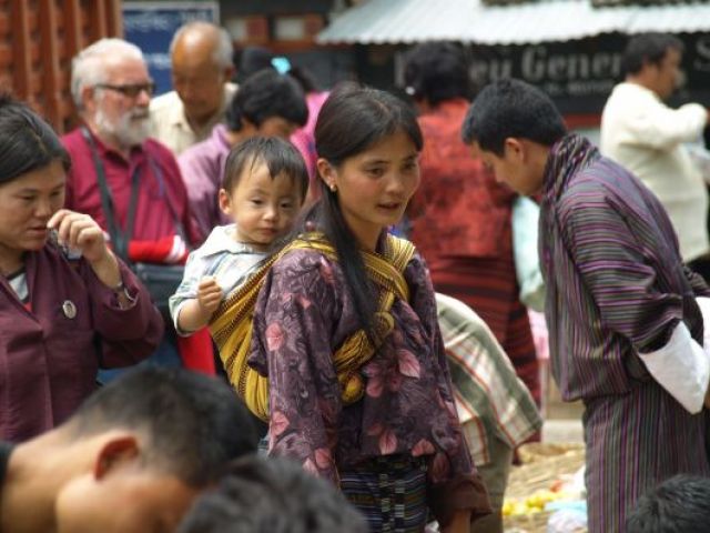 Zdjęcia: Bhutan Środkowy, Rynek. Ludność handluje płodami rolnymi. , BHUTAN Zdjęcia: Bhutan Środkowy, Rynek. Ludność handluje płodami rolnymi. , BHUTAN