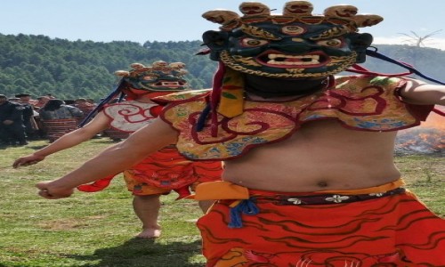 Zdjcie BHUTAN / Bumthang / Tangbi Lhakhang / Tangbi Mani - tancerze