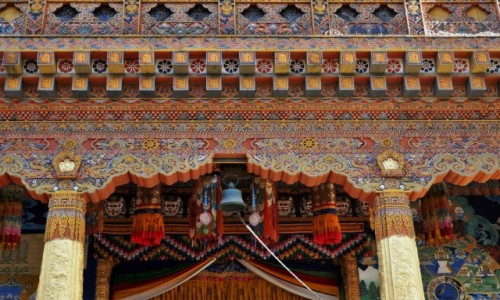 Zdjęcie BHUTAN / Punakha / Punakha Dzong / Zachwycające detale bhutańskiej architektury skaralnej