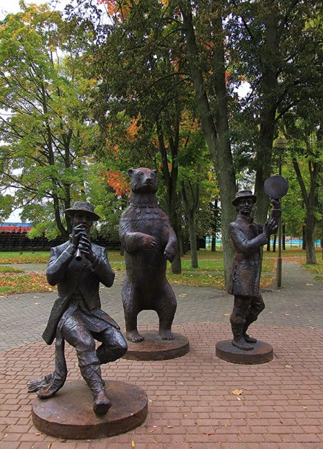 Zdj cia: Smorgonie, Grodno, Pomnik słynnej „Akademii Smorgońskiej”, BIAłORU¶ Zdj cia: Smorgonie, Grodno, Pomnik słynnej „Akademii Smorgońskiej”, BIAłORU¶