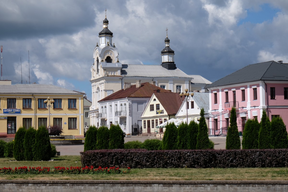 Zdjęcia: Nowogródek, Nowogródek, Plac Lenina..., BIAłORU¶ Zdjęcia: Nowogródek, Nowogródek, Plac Lenina..., BIAłORU¶