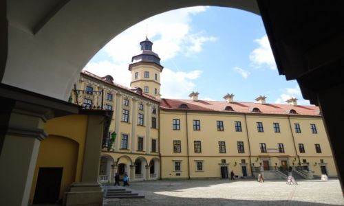 Zdjcie BIAORU / Obwd miski / Niewie / Migawki z Niewiea ...