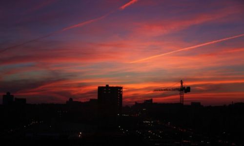 Zdj�cie BIA�ORU� / Mi�sk / Metro, stacja Puszkinskaya / Niebo