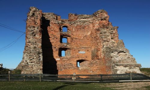 BIAłORU¶ / Grodno / Nowogródek / Ruiny nowogródzkiego zamku na Górze Zamkowej