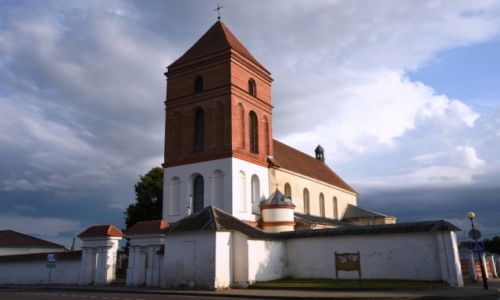 Zdjcie BIAORU / obwd grodzieski / Mir / Koci farny w. Mikoaja