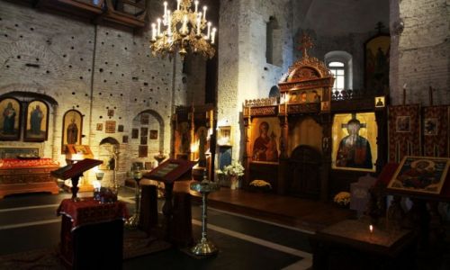 BIAłORU¶ / Grodno / Cerkiew pw. ¶w. Borysa i Gleba z XII w. / Wnętrze cerkwi