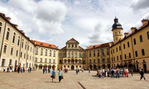 Zdjęcie BIAłORU¶ / Obwód miński / Nie¶wież / Dziedziniec zamku w Nie¶wieżu