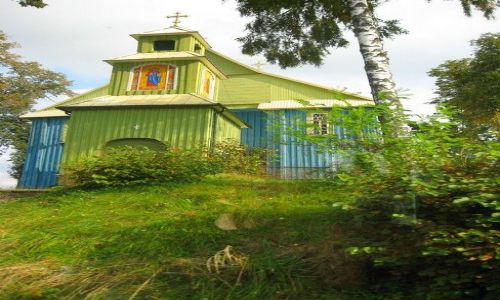 Zdjęcie BIAłORUś / Białoruś / w okolicach Kobrynia / Cerkiewka przy drodze...