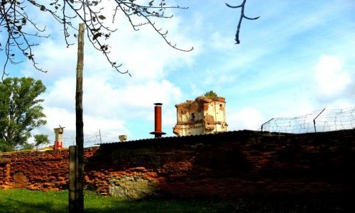 Zdjęcie BIAłORUś / - / Bereza / pozostałości po Berezie Kartuskiej