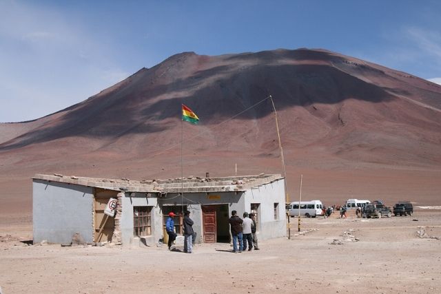 Zdjęcia: Granica DBoliwii z Chile, Atacama, Imigration Bolivia, BOLIWIA Zdjęcia: Granica DBoliwii z Chile, Atacama, Imigration Bolivia, BOLIWIA