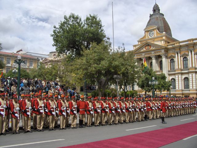 Zdjęcia: La Paz , La Paz, Parada, BOLIWIA Zdjęcia: La Paz , La Paz, Parada, BOLIWIA