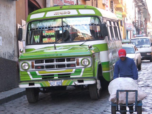 Zdjęcia: La Paz, Autobus w La Paz, BOLIWIA Zdjęcia: La Paz, Autobus w La Paz, BOLIWIA