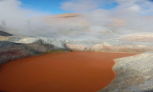Zdjęcie BOLIWIA / brak / Okolice Uyuni przy granicy z Chile / Czerwony gejzer