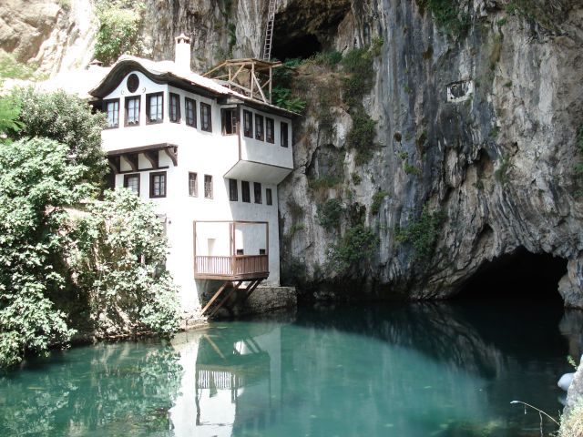 Zdjęcia: Blagaj, Hercegowina, Blagaj - dom derwiszy, BOśNIA i HERCEGOWINA Zdjęcia: Blagaj, Hercegowina, Blagaj - dom derwiszy, BOśNIA i HERCEGOWINA