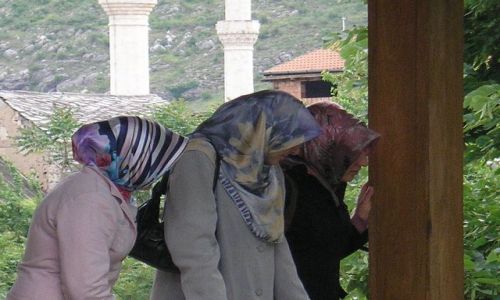 Zdjęcie BOśNIA i HERCEGOWINA / brak / MOSTAR-MECZET / MUZUŁMANKI