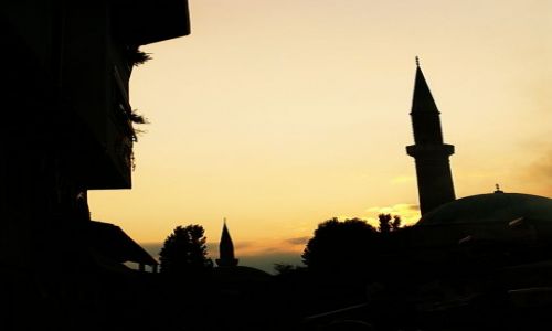 Zdjecie BOśNIA i HERCEGOWINA / Sarajevo / Bośnia / zachód.... nad Sarajevem