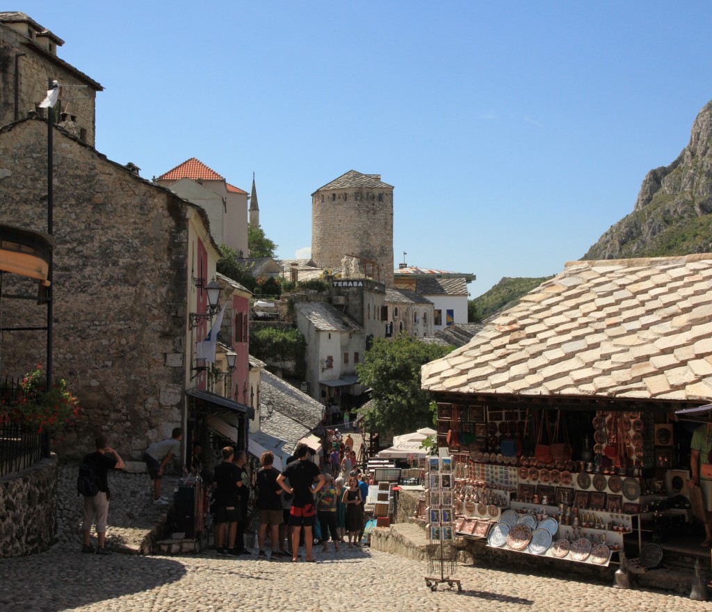 Zdjęcia: Mostar, Część południowa, Uliczka, BOśNIA i HERCEGOWINA Zdjęcia: Mostar, Część południowa, Uliczka, BOśNIA i HERCEGOWINA