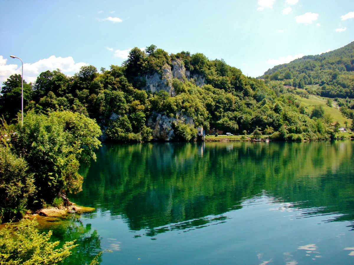 Zdjęcia: Jajce, centralna Bośnia, Wielkie Jezioro Plivskie, BOśNIA i HERCEGOWINA Zdjęcia: Jajce, centralna Bośnia, Wielkie Jezioro Plivskie, BOśNIA i HERCEGOWINA