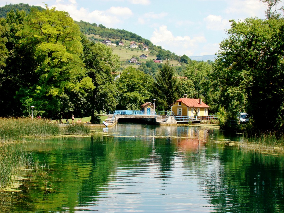 Zdjęcia: Jajce, centralna Bośnia, Wielkie Jezioro Plivskie, BOśNIA i HERCEGOWINA Zdjęcia: Jajce, centralna Bośnia, Wielkie Jezioro Plivskie, BOśNIA i HERCEGOWINA