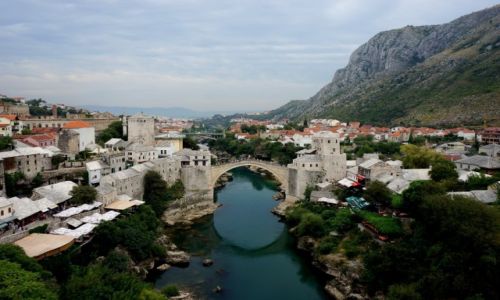 Zdjcie BONIA i HERCEGOWINA / Hercegowina / Mostar - Stari Most / w sercu Mostaru...