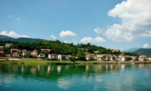 Zdjcie BONIA i HERCEGOWINA / Republika Serbska / Wiszegrad / Wiszegrad-rzeka Drina