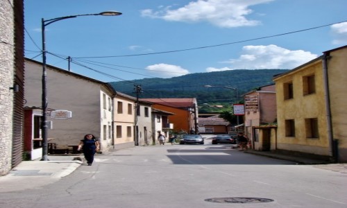 Zdjcie BONIA i HERCEGOWINA / Republika Serbska / Wiszegrad / Uliczka w Wiszegradzie