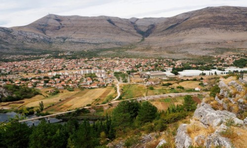 Zdjecie BONIA i HERCEGOWINA / Republika Serbska / Trebinje / miasto soca, wody i platanw...