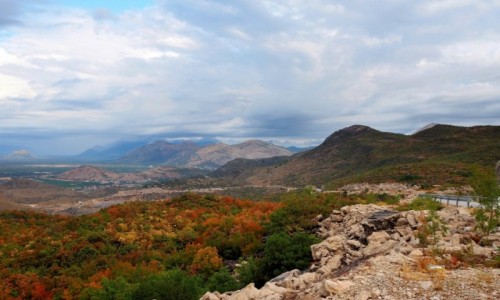 Zdjcie BONIA i HERCEGOWINA / - / trasa Trebinje-Kotor / w drodze do Kotoru...