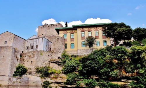 Zdjcie BONIA i HERCEGOWINA / Hercegowina / Mostar / Szkoa koraniczna