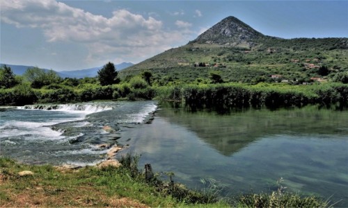 Zdjcie BONIA i HERCEGOWINA / - / Klobuk / asymetria...