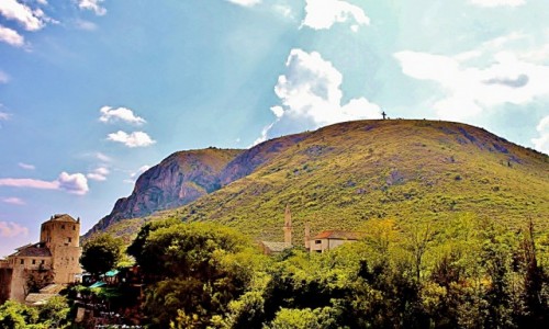 Zdjecie BONIA i HERCEGOWINA / Hercegowina / Mostar / Krzy na grze Hum