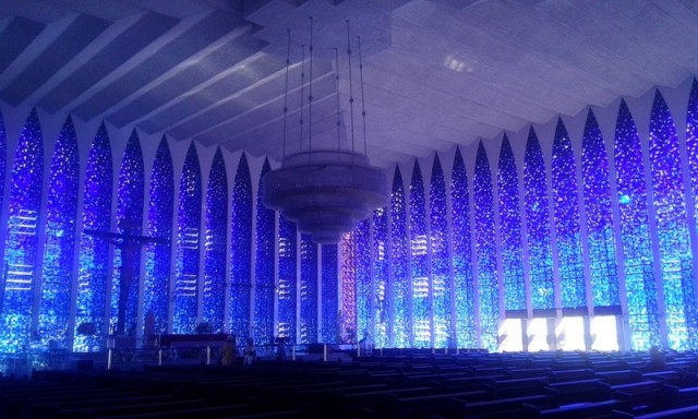 Zdj cia: Brasília, Dystrykt Federalny, Wnętrze kościoła św. Jana Bosko, BRAZYLIA Zdj cia: Brasília, Dystrykt Federalny, Wnętrze kościoła św. Jana Bosko, BRAZYLIA