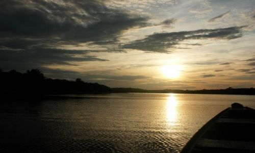 Zdjecie BRAZYLIA / Manaus / Gdzie w dunglii / Zachd soca nad Amazonk