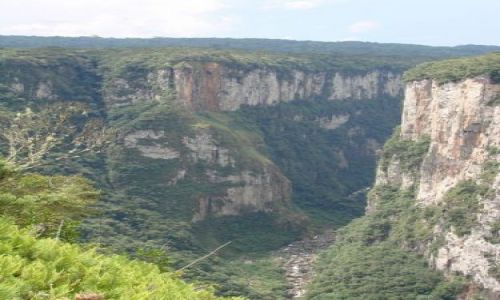 Zdjęcie BRAZYLIA / Południowa Brazylia / Serra Gaucho / Kanion Itaebezinho