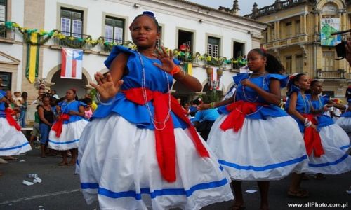 Zdjecie BRAZYLIA / Bahia / Salvador / Bahia Independence Day celebration
