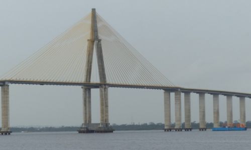 Zdjęcie BRAZYLIA / Rio Negro / Okolice Manaus / Most nad Rio Negro