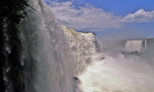 Zdjcie BRAZYLIA / Parana / Wodospady Iguazu, strona brazylijska / Na skraju welonu