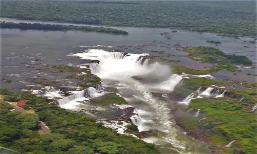 Zdjcie BRAZYLIA / Corientes / Iguasu / Iguacu -lot miglowcem