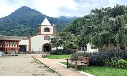 Zdjcie BRAZYLIA / Rio de Janerio / Ilha Grande, Ocean Atlantycki / Koci pw. w. Sebastiana 