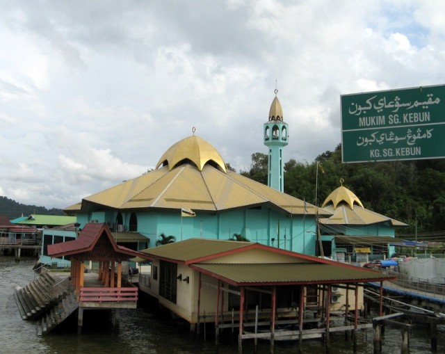 Zdj cia: Bandar Seri Begawan, Borneo, Meczet w Kampong Ayer , BRUNEI