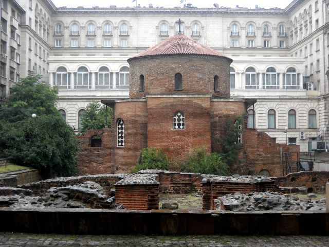 Zdjęcia: Cerkiew św.Jerzego na dziedzińcu Pałacu Prezydenckiego., Sofia, Sofia6, BUłGARIA Zdjęcia: Cerkiew św.Jerzego na dziedzińcu Pałacu Prezydenckiego., Sofia, Sofia6, BUłGARIA