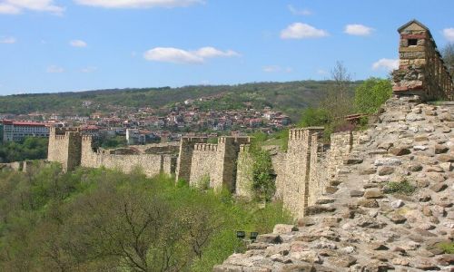 Zdjecie BUGARIA / brak / Bugarska codzienno / Rekonstrukcja antycznego muru- Veliko Tyrnovo
