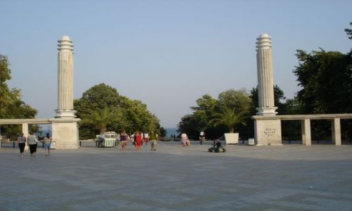 Zdjęcie BUłGARIA / Varna / Wej¶cie na plażę miejsk± / Varna