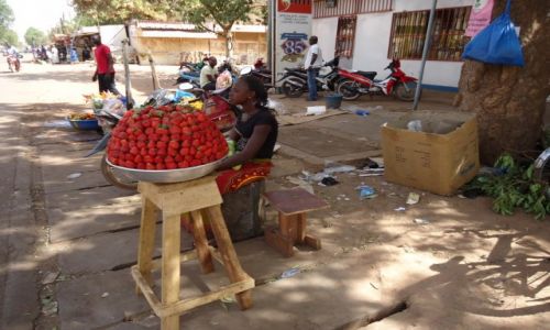 Zdjecie BURKINA FASO / Kadiogo / Ouagadougou / Na ulicy