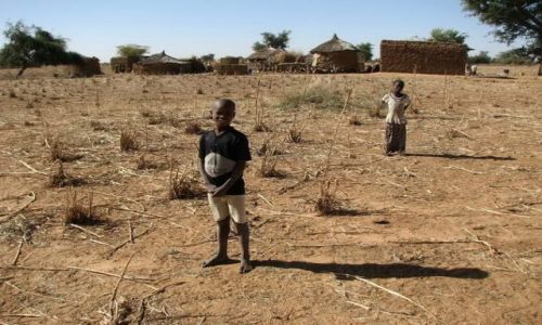 BURKINA FASO / - / okolice GOROM GOROM / gdzie na wsi