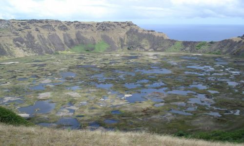 Zdjcie CHILE / Wyspa Wielkanocna / Park Narodowy Rapa Nui / Wntrze krateru Rano Kao